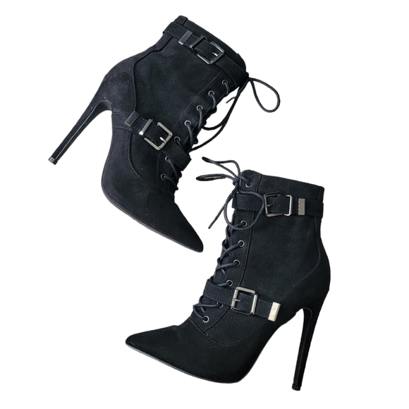 Shoe Dazzle Maxwell Lace-Up Pointed Toe Black Witch Bootie Size 7 - Picture 3 of 12
